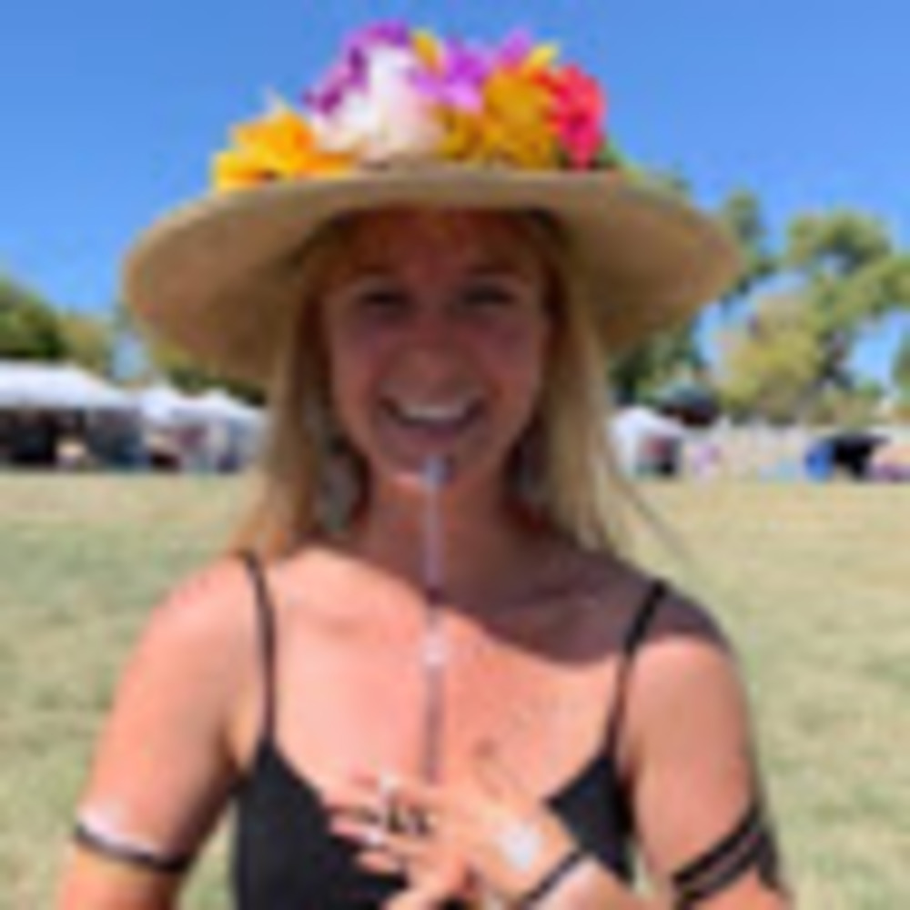 Meet your Posher, Kiki